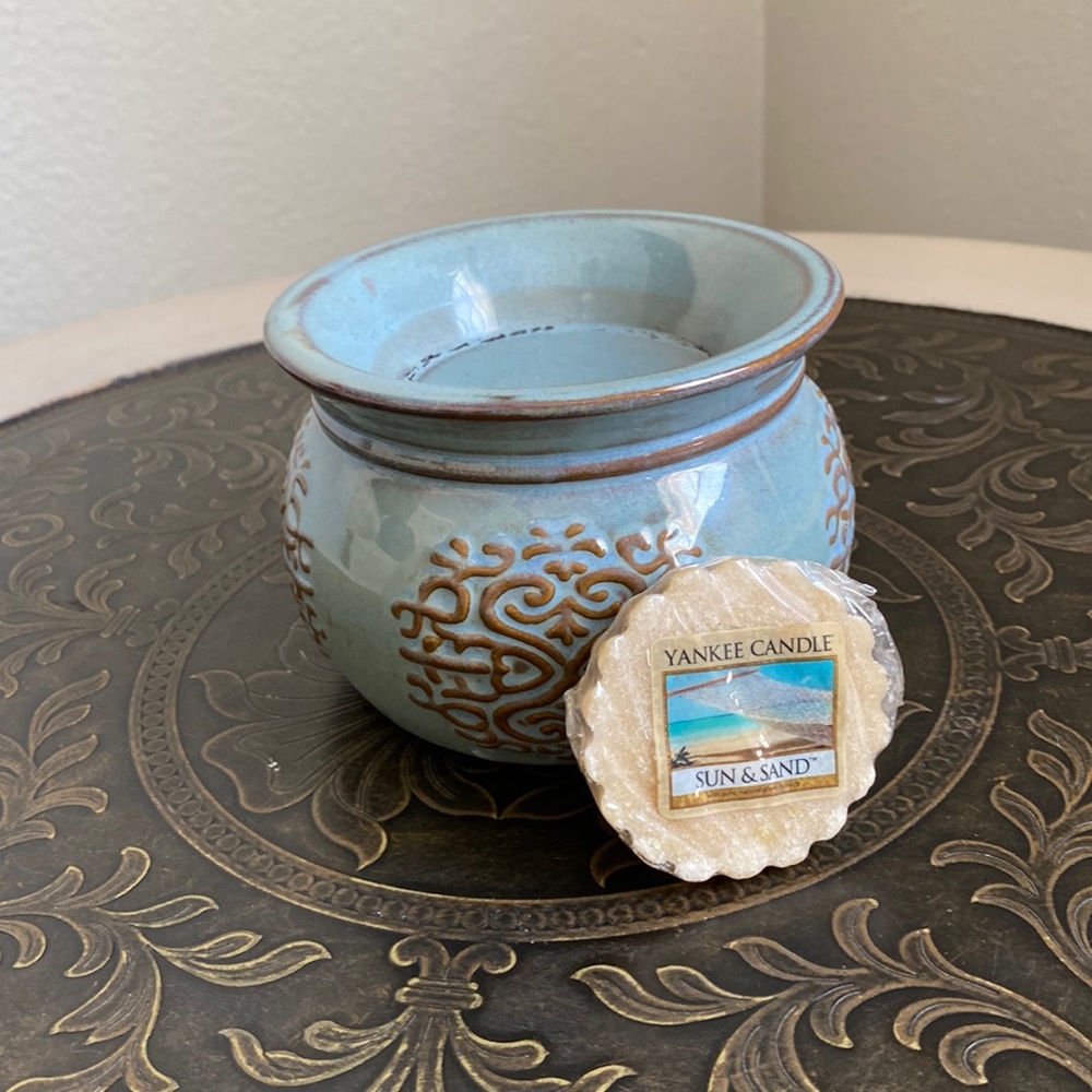 Yankee Candle electric fragrance warmer